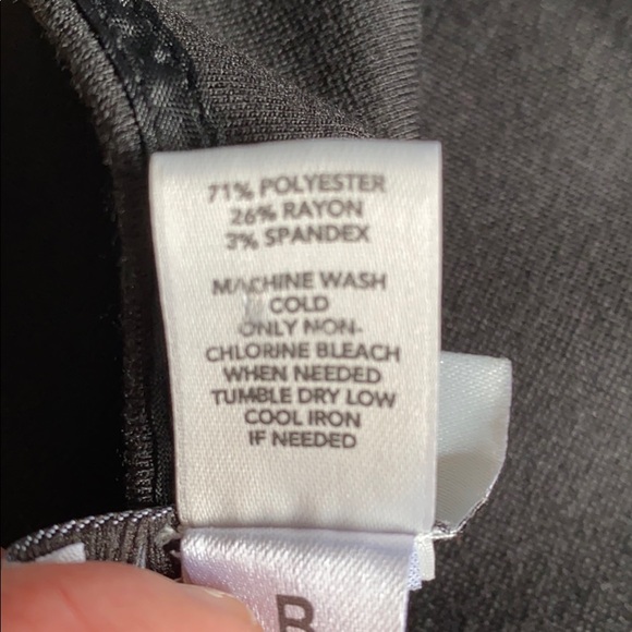 LOFT Little black dress - Picture 5 of 8